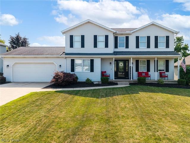 488 Bristol Ln, Brunswick, OH 44212