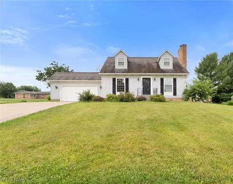 1846 Opal St, Louisville, OH 44641