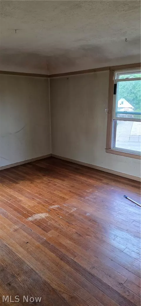 Bedroom - 1456 E 250th St, Euclid, OH 44117 photo 1 of 3