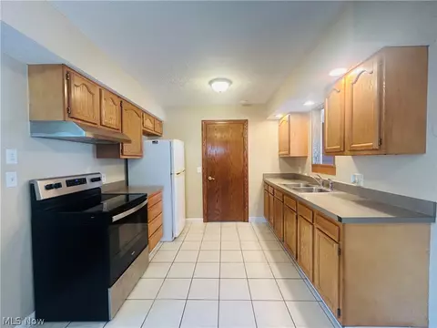 Kitchen - 9849 Bright Dr, Windham, OH 44288 photo 3 of 3