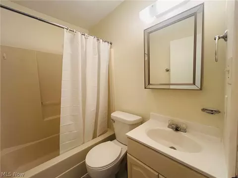 Bath - 9849 Bright Dr, Windham, OH 44288 photo 1 of 1