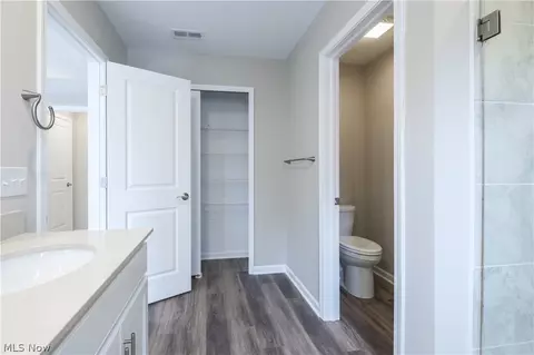 945 Memory Ln # -2, Aurora, OH 44202 photo 11