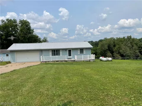 Exterior - 71750 Chini Orchard Rd, Flushing, OH 43977 photo 2 of 2