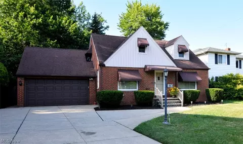 20670 Lake Shore Blvd, Euclid, OH 44123