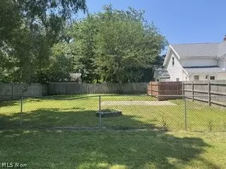 1638 W 6th St, Ashtabula, OH 44004 photo 8