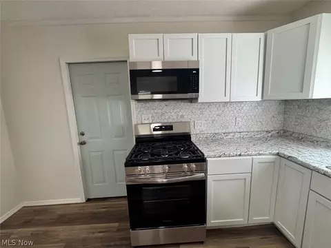 Kitchen - 1638 W 6th St, Ashtabula, OH 44004 photo 5 of 5