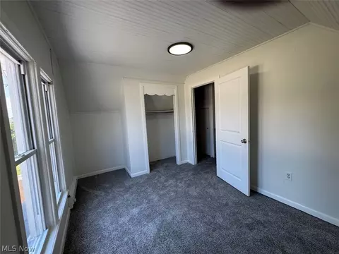 Bedroom - 1638 W 6th St, Ashtabula, OH 44004 photo 4 of 5