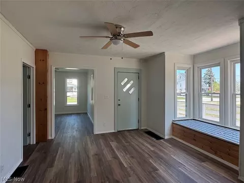 Living - 1638 W 6th St, Ashtabula, OH 44004 photo 1 of 4