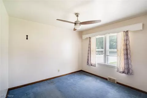 Bedroom - 6539 Glendale Ave, Boardman, OH 44512 photo 2 of 8
