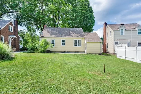 Exterior - 6539 Glendale Ave, Boardman, OH 44512 photo 2 of 3