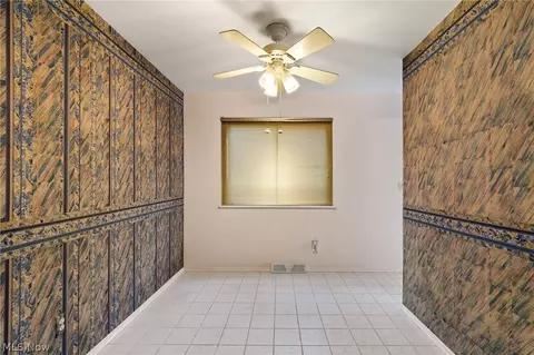 Other - 174 St Clair Dr, Akron, OH 44307 photo 2 of 6