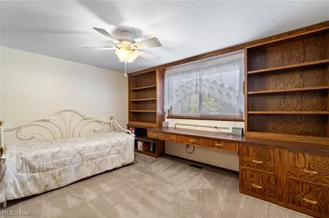 Bedroom - 174 St Clair Dr, Akron, OH 44307 photo 3 of 4