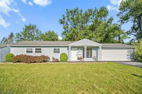 6142 Mark Dr, Bedford Heights, OH 44146