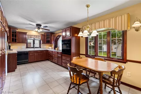 Kitchen - 321 Miami Ave, Elyria, OH 44035 photo 1 of 5