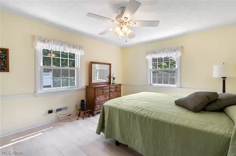 Bedroom - 321 Miami Ave, Elyria, OH 44035 photo 3 of 3