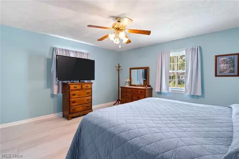 Bedroom - 321 Miami Ave, Elyria, OH 44035 photo 1 of 3