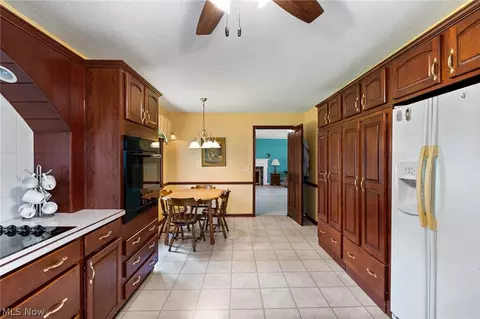 Kitchen - 321 Miami Ave, Elyria, OH 44035 photo 5 of 5