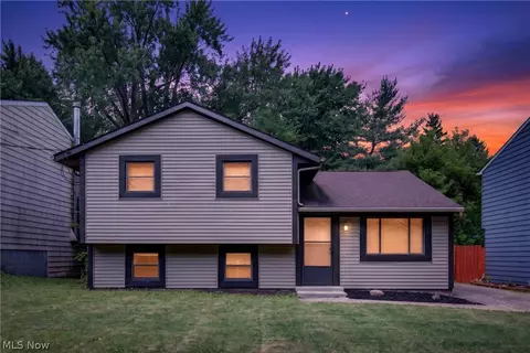 6500 Rosebelle Ave, North Ridgeville, OH 44039