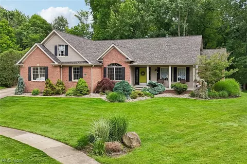 217 Indian Park Dr, Tallmadge, OH 44278