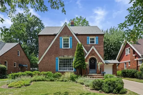 5844 Lotusdale Dr, Parma Heights, OH 44130