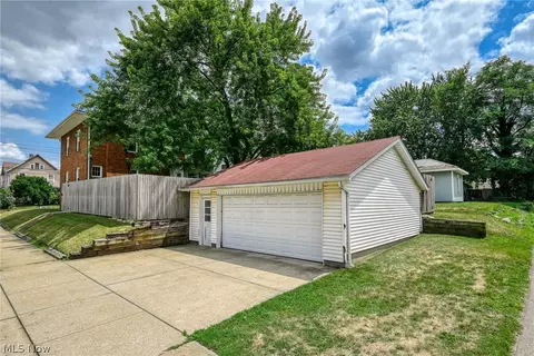 1145 Broad Ave NW, Canton, OH 44708 photo 36