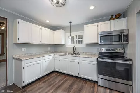1145 Broad Ave NW, Canton, OH 44708 photo 17