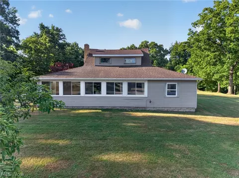 6919 W Smith Rd, Medina, OH 44256