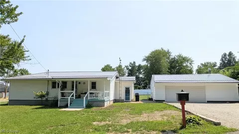 17383 Afton Ave, Lake Milton, OH 44429