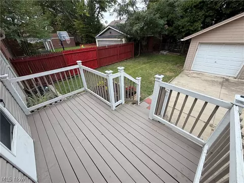 Exterior - 26 Clifton Dr, Boardman, OH 44512 photo 10 of 12