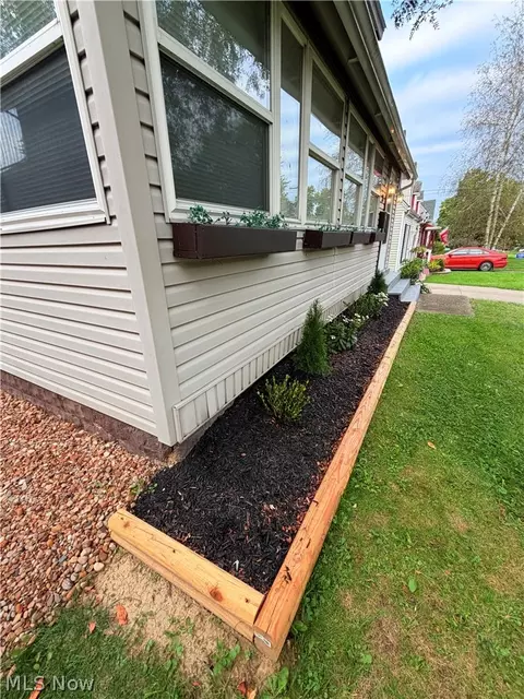 Exterior - 26 Clifton Dr, Boardman, OH 44512 photo 7 of 12