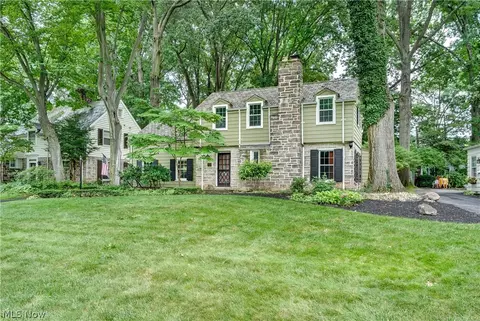 Exterior - 4129 Oak Knoll Dr, Boardman, OH 44512 photo 14 of 16