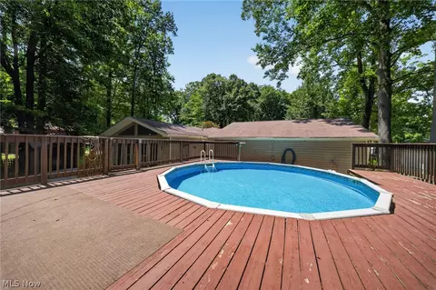 Exterior - 7430 Whitewood Dr, Ashtabula, OH 44004 photo 7 of 11