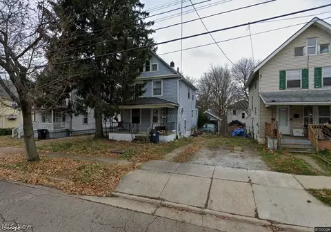 720 Florida Ave, Akron, OH 44314