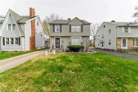 3625 Silsby Rd, University Heights, OH 44118