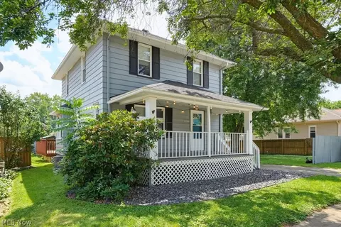 1866 Flint Ave, Akron, OH 44305