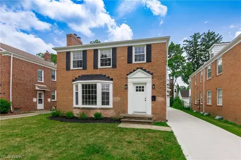 17606 Chagrin Blvd, Shaker Heights, OH 44120