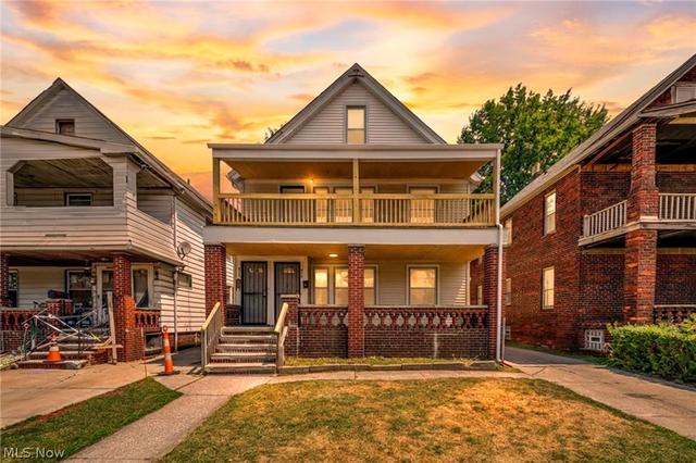 911 Royal Rd, Cleveland, OH 44110