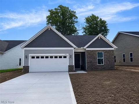 8319 Clydesdale Dr, Mentor, OH 44060