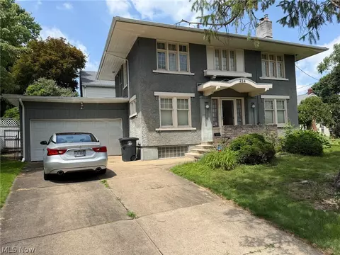 254 N Highland Ave, Akron, OH 44303