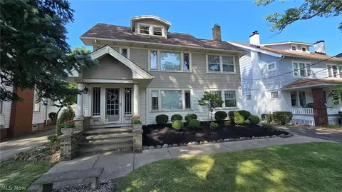 13832-34 Clifton Blvd, Lakewood, OH 44107
