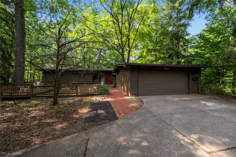 3554 Atherstone Rd, Cleveland Heights, OH 44121