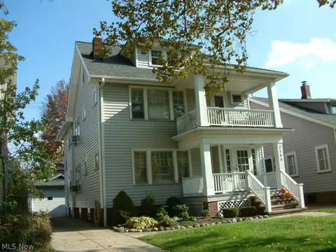 2165 Glenbury Ave, Lakewood, OH 44107