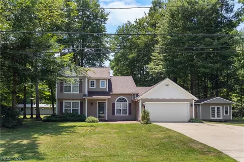 2166 Morning Star Dr, Roaming Shores, OH 44084