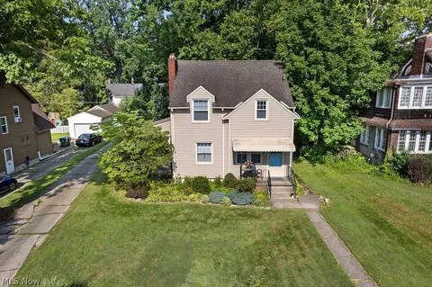 2340 16th St, Cuyahoga Falls, OH 44223