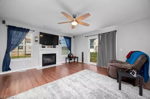 Living - 107 Meander Ln, Elyria, OH 44035 photo 1 of 2