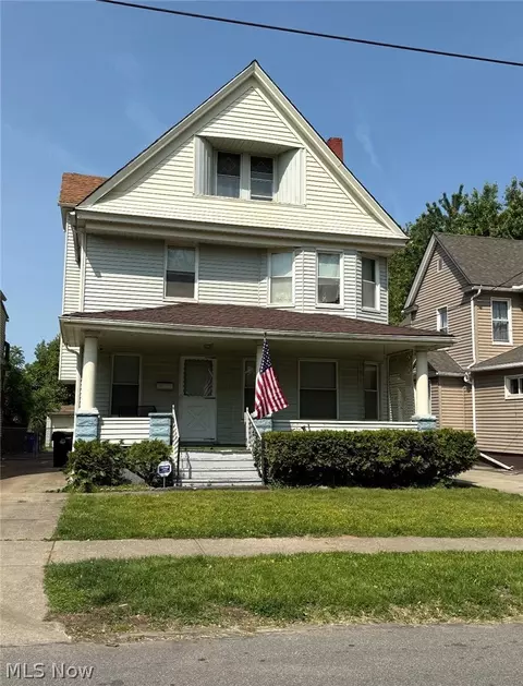 806 E 157th St, Cleveland, OH 44110
