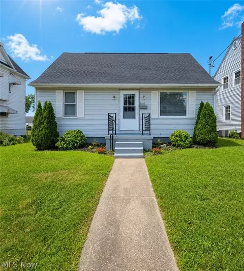 1103 30th St, Parkersburg, WV 26104
