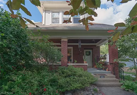 628 N Seventh St, Marietta, OH 45750