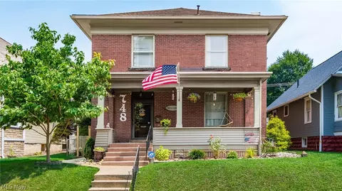 748 Lexington Ave, Zanesville, OH 43701