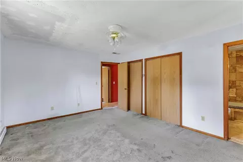 Bedroom - 8935 Oberlin Rd, Elyria, OH 44035 photo 3 of 5
